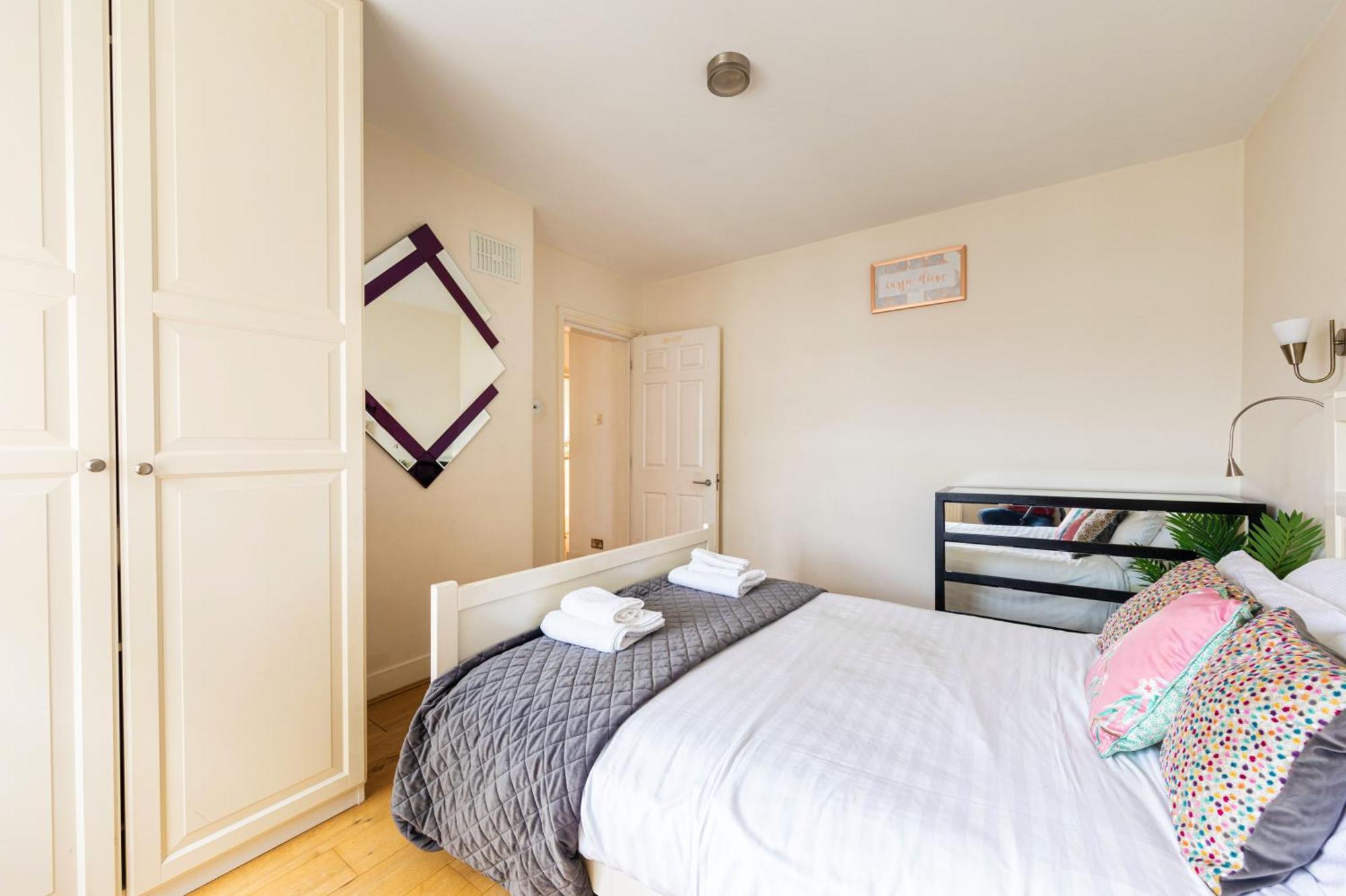 런던 Prime Location One-Bed By Bond Street 아파트 외부 사진