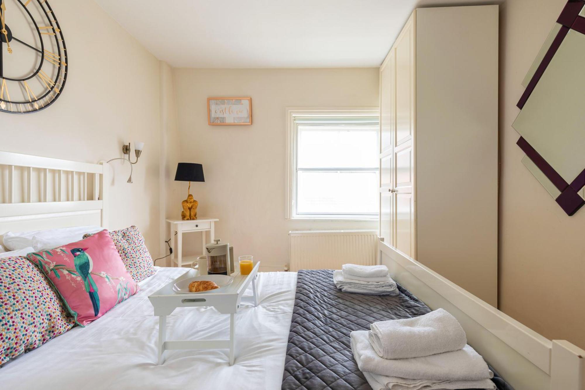 런던 Prime Location One-Bed By Bond Street 아파트 외부 사진